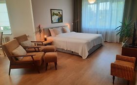 Seimos Bustas Homestay